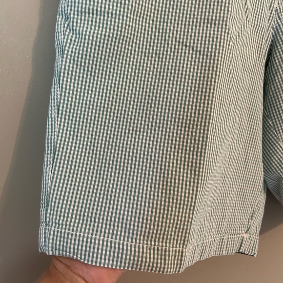 Columbia PHG green and white gingham shorts size 34 waist - Picture 2 of 4
